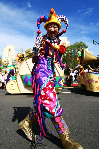 パレード デ カーニバルの鮮やかな衣装 Usj与太話
