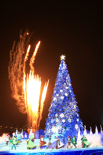 2011年ラグーンに設置されたのクリスマスツリー
