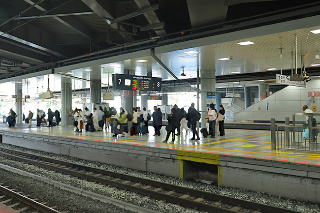 新大阪からユニバーサルシティ駅へ